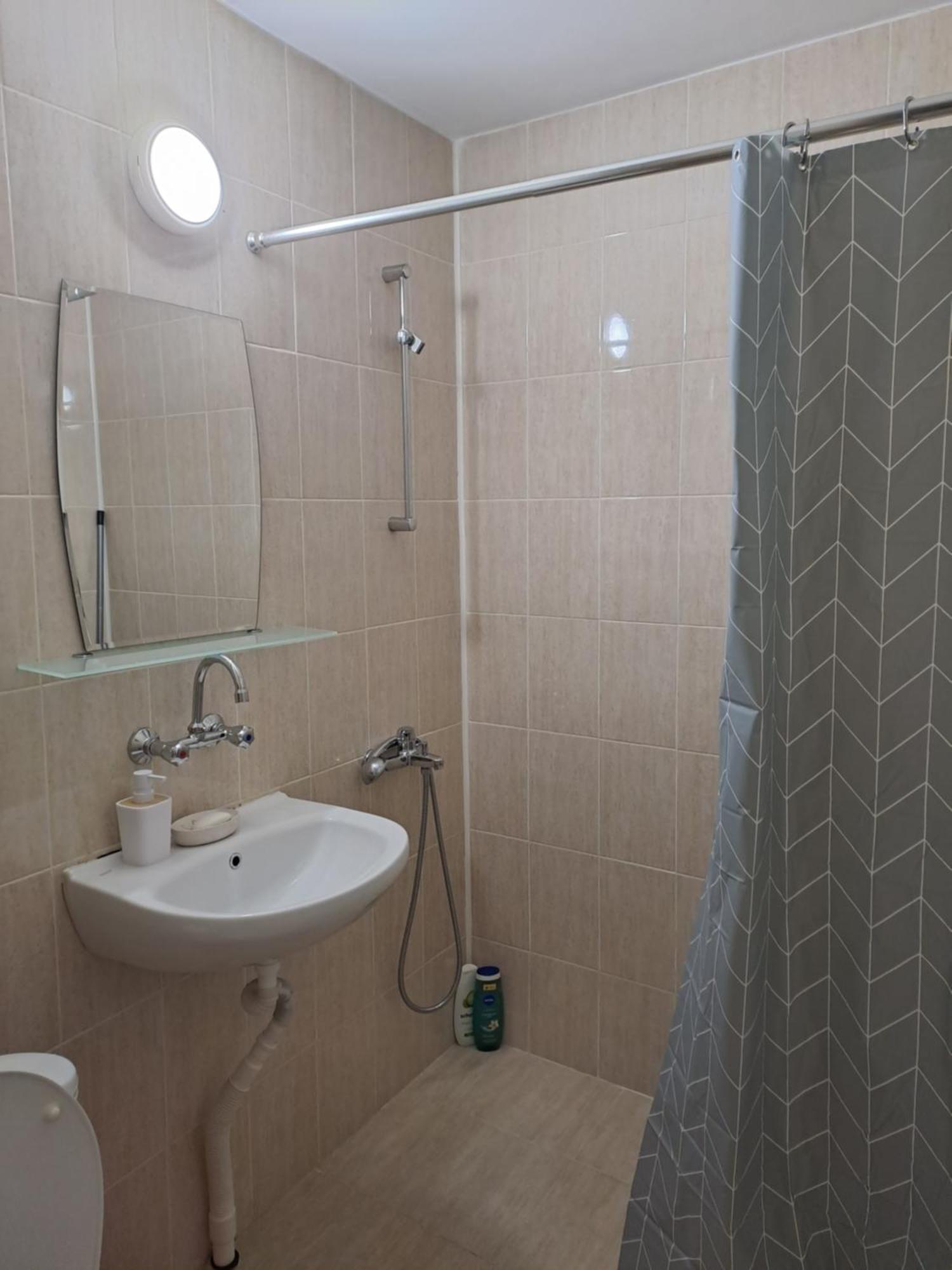 Levskig Studio 10 Min From Sofia Airport And City Centre Bagian luar foto