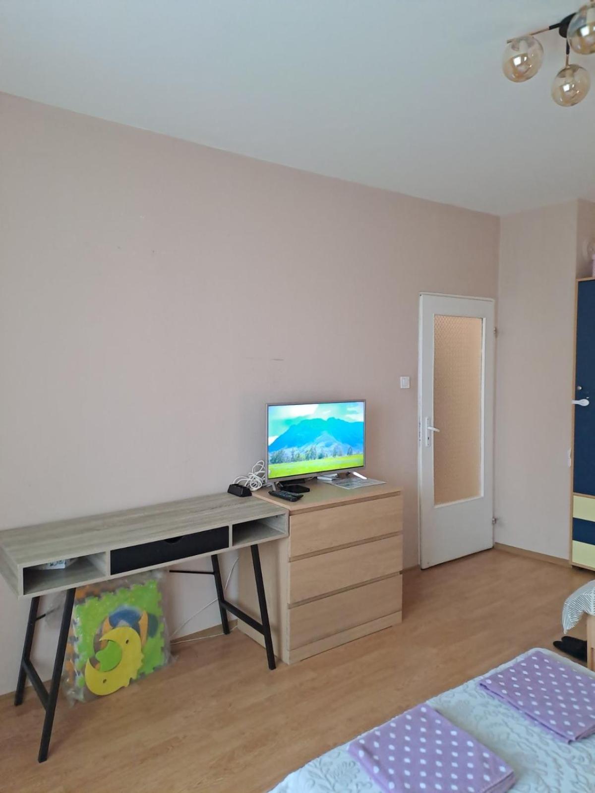 Levskig Studio 10 Min From Sofia Airport And City Centre Bagian luar foto